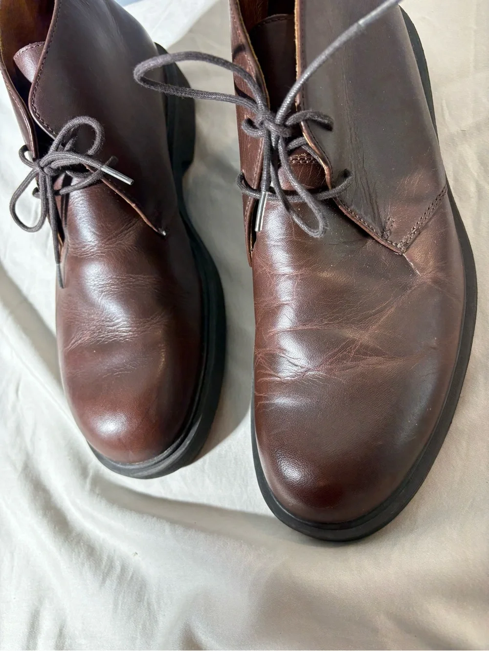 Eddie Bauer Men's Dark Brown Leather Chukka Boots